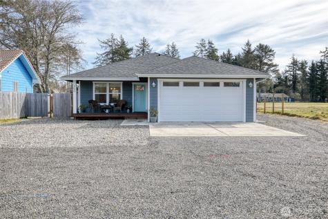 300 Octopus Avenue NE Ocean Shores WA 98569