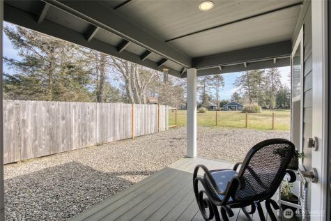 300 Octopus Avenue NE Ocean Shores WA 98569
