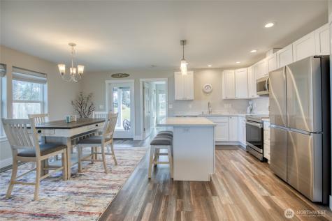 300 Octopus Avenue NE Ocean Shores WA 98569