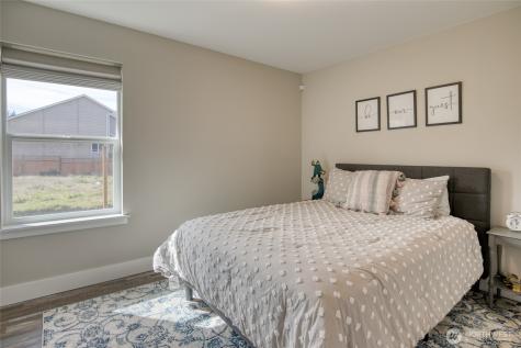 300 Octopus Avenue NE Ocean Shores WA 98569