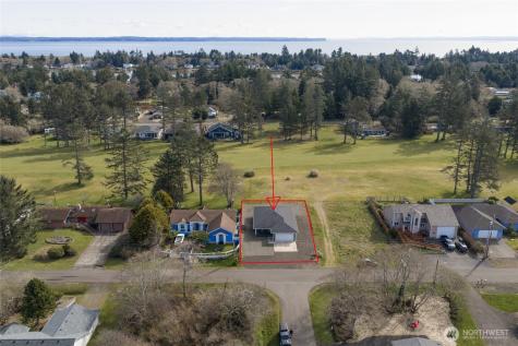 300 Octopus Avenue NE Ocean Shores WA 98569