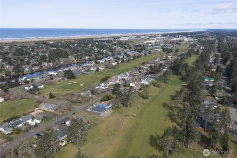 300 Octopus Avenue NE Ocean Shores WA 98569