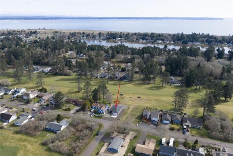 300 Octopus Avenue NE Ocean Shores WA 98569