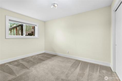 17030 174th Avenue NE Woodinville WA 98072