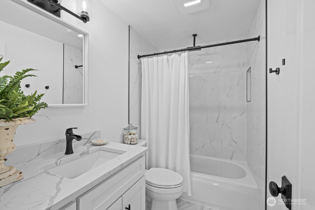 17420 158th Avenue SE Renton WA 98058