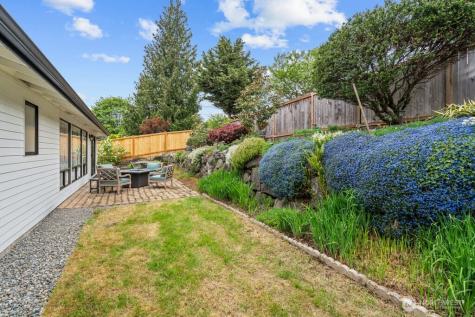 17420 158th Avenue SE Renton WA 98058