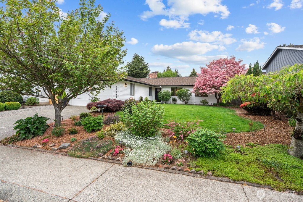 17420 158th Avenue SE Renton WA 98058