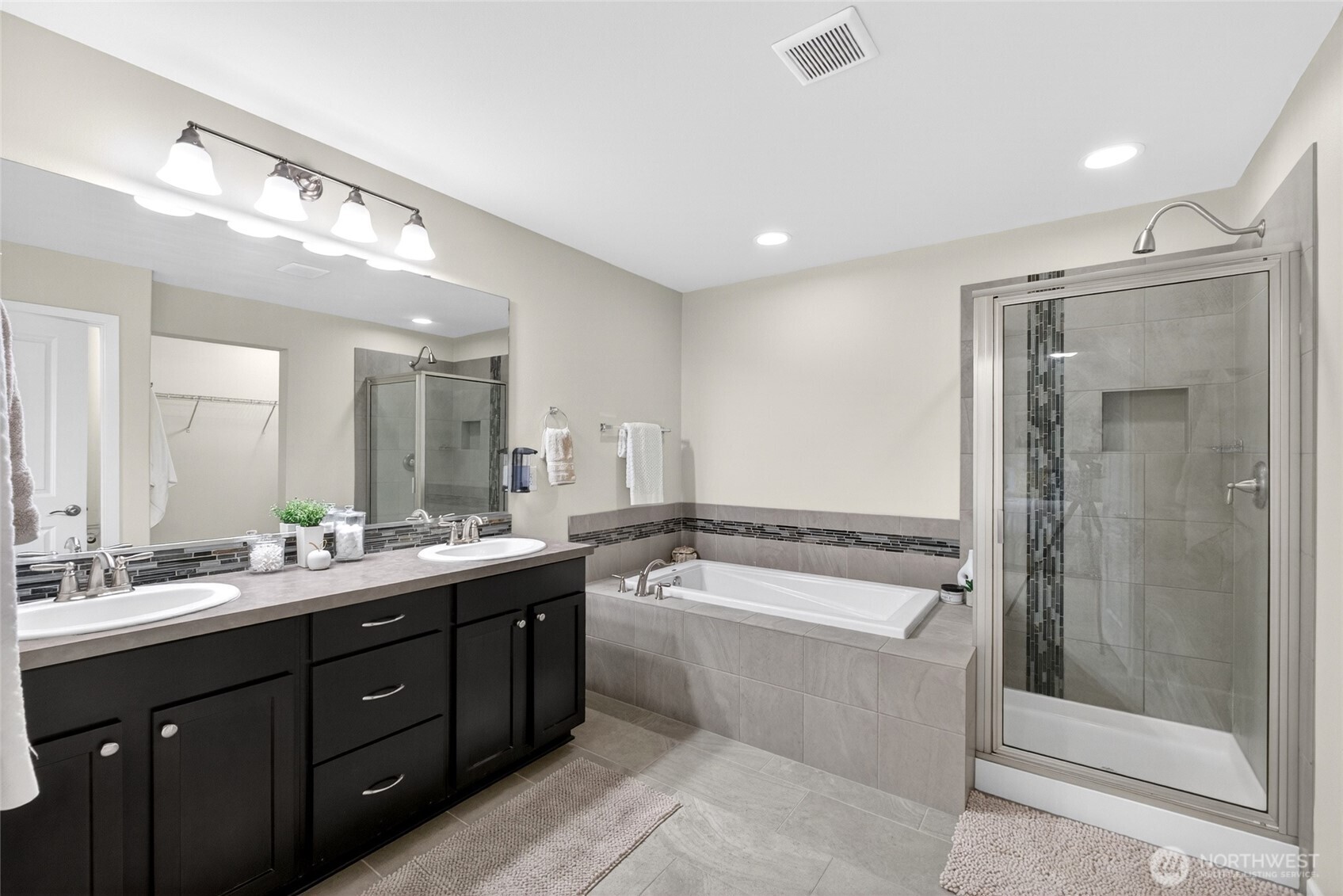 6719 139th Street Court E Puyallup WA 98373
