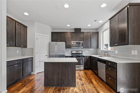 2906 S 135th Street Tukwila WA 98168