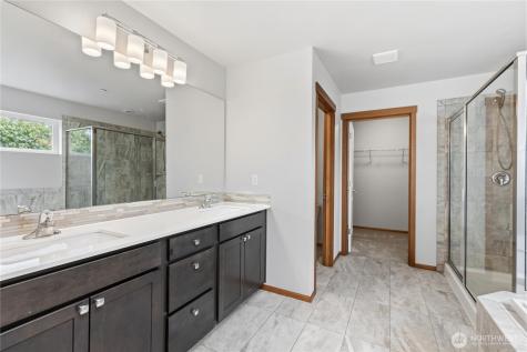 2906 S 135th Street Tukwila WA 98168