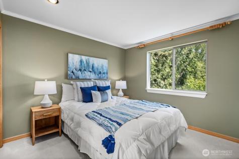 15732 111th Avenue NE Bothell WA 98011