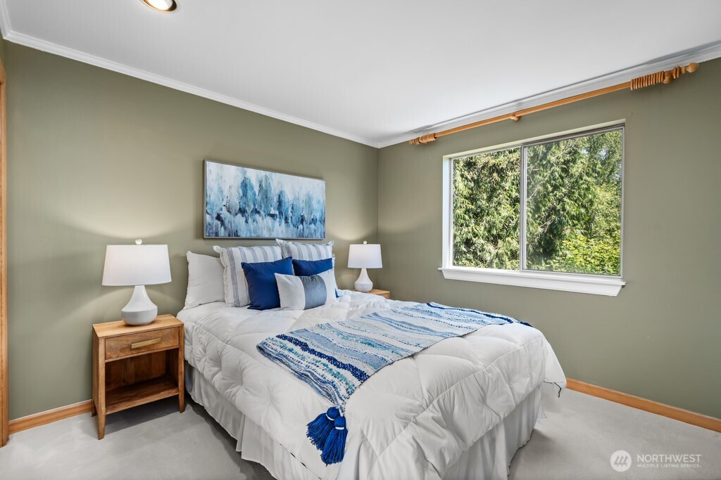 15732 111th Avenue NE Bothell WA 98011