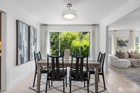 15732 111th Avenue NE Bothell WA 98011