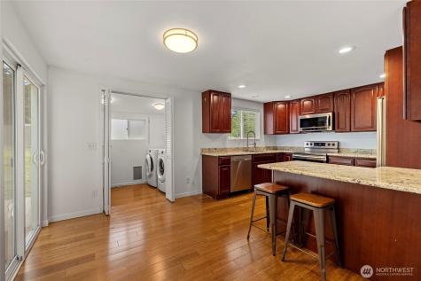 23216 96th Avenue W Edmonds WA 98020