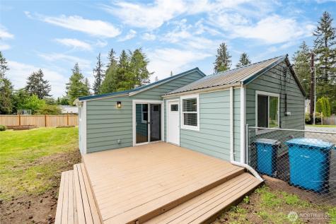23216 96th Avenue W Edmonds WA 98020