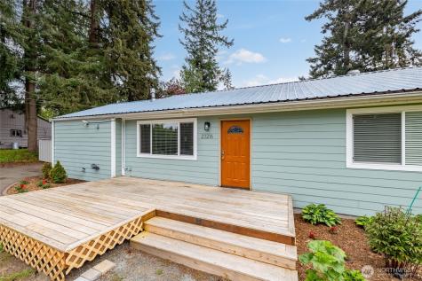 23216 96th Avenue W Edmonds WA 98020