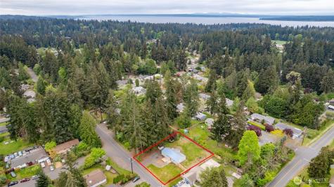 23216 96th Avenue W Edmonds WA 98020