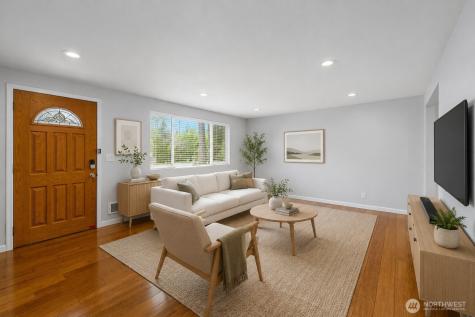 23216 96th Avenue W Edmonds WA 98020