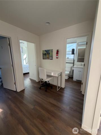 1017 NE 55th Street Seattle WA 98105
