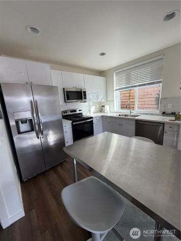 1017 NE 55th Street Seattle WA 98105