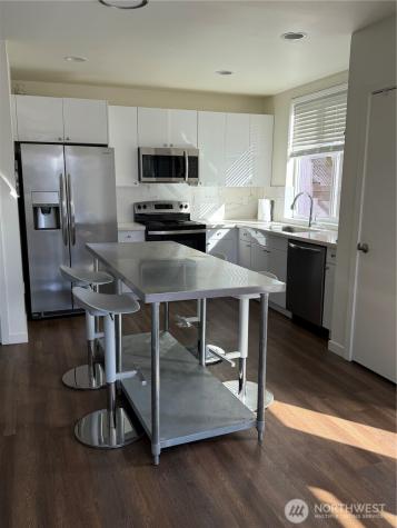 1017 NE 55th Street Seattle WA 98105