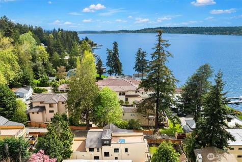 13327 Holmes Point Drive NE Kirkland WA 98034