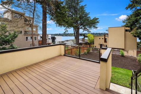 13327 Holmes Point Drive NE Kirkland WA 98034