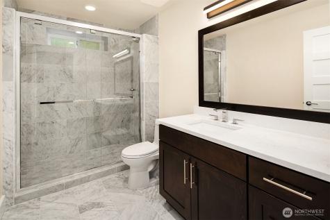 13327 Holmes Point Drive NE Kirkland WA 98034