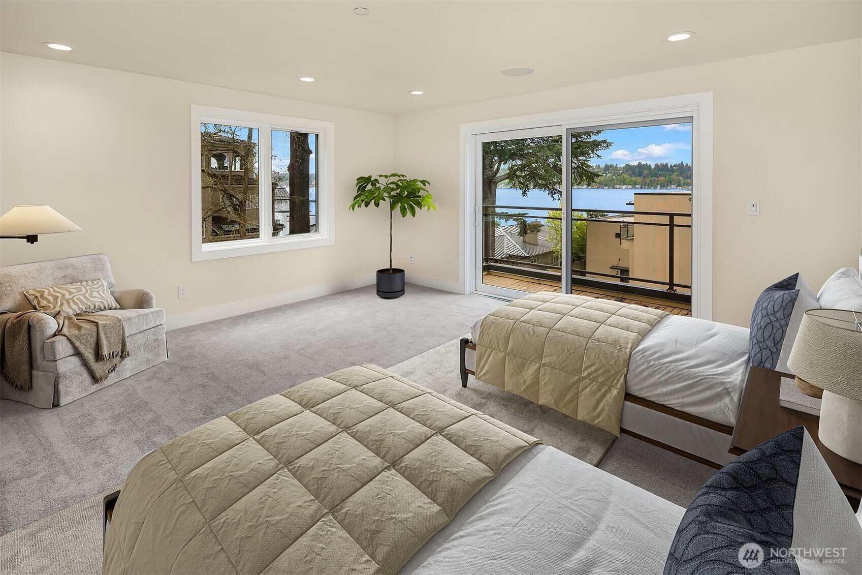 13327 Holmes Point Drive NE Kirkland WA 98034