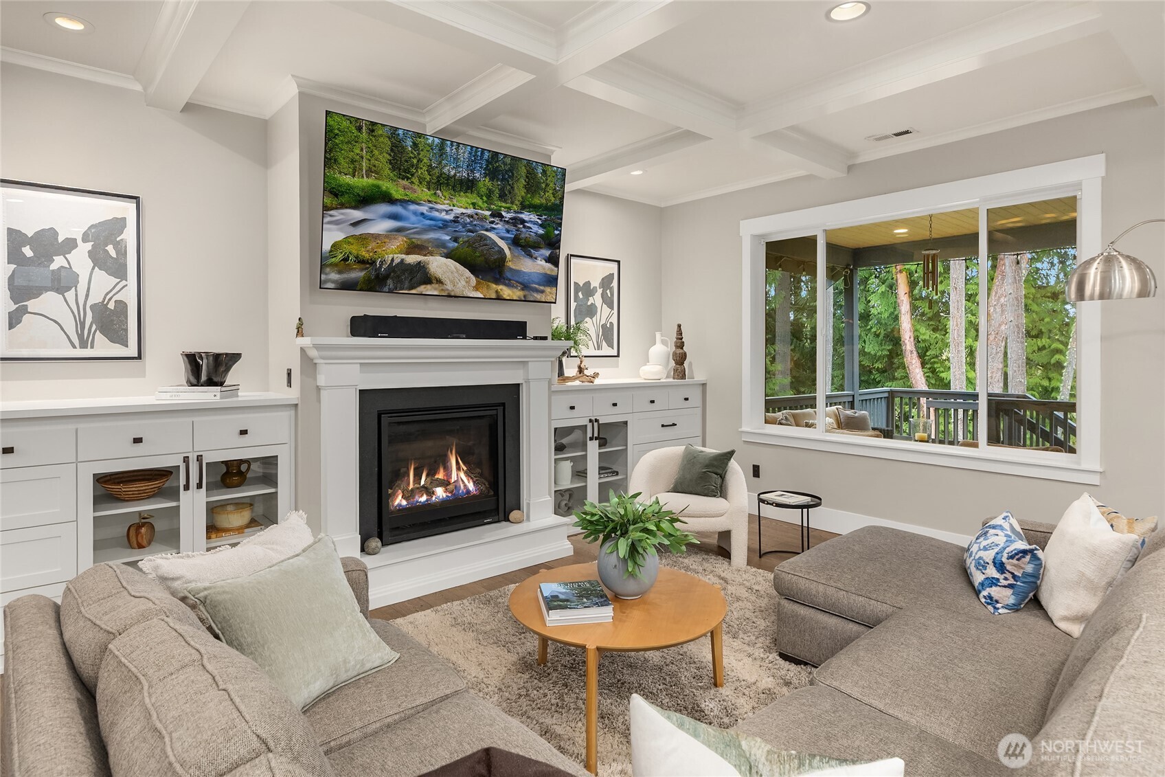 7835 Ledgestone Loop NE Bainbridge Island WA 98110