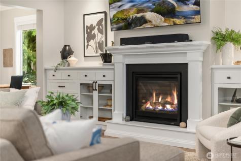 7835 Ledgestone Loop NE Bainbridge Island WA 98110