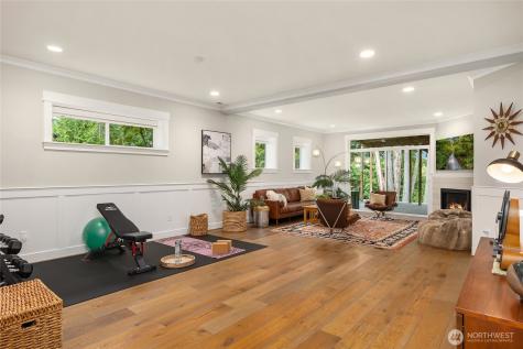 7835 Ledgestone Loop NE Bainbridge Island WA 98110