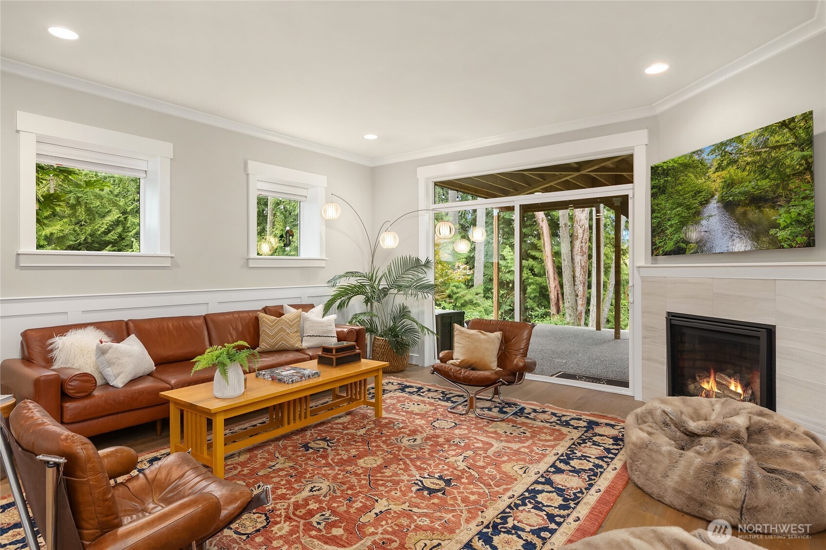 7835 Ledgestone Loop NE Bainbridge Island WA 98110
