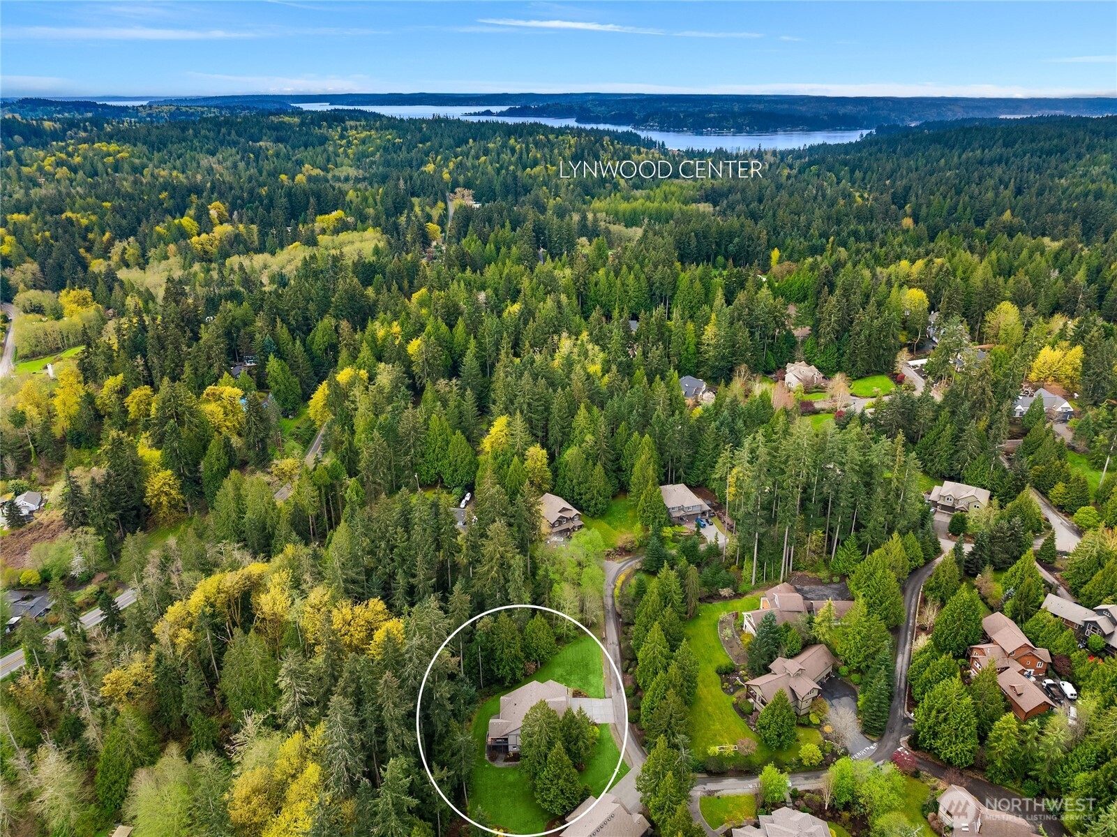 7835 Ledgestone Loop NE Bainbridge Island WA 98110