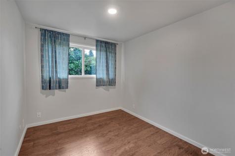 616 S 318th Place Federal Way WA 98003