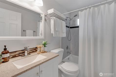 616 S 318th Place Federal Way WA 98003