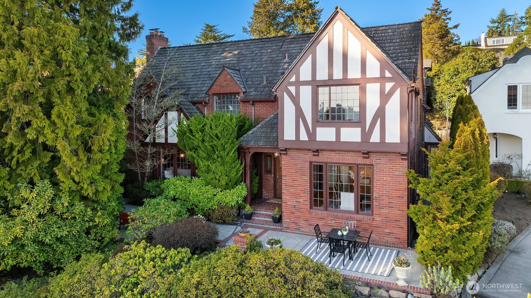 3419 E Laurelhurst Drive NE Seattle WA 98105