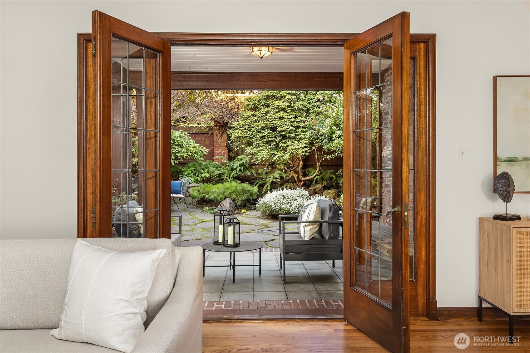 3419 E Laurelhurst Drive NE Seattle WA 98105