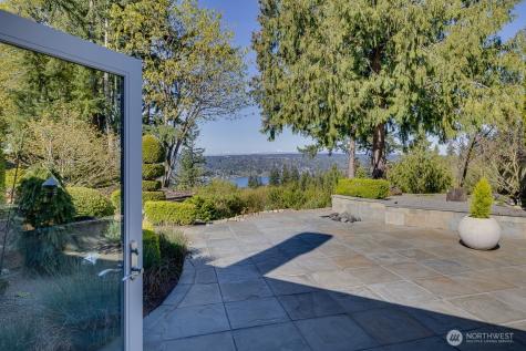 20230 NE 38th Court Sammamish WA 98074