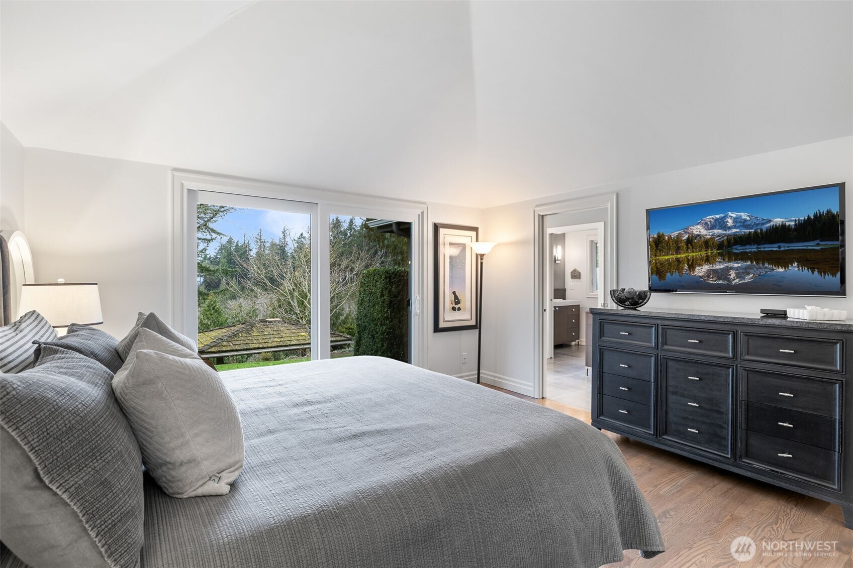 20230 NE 38th Court Sammamish WA 98074