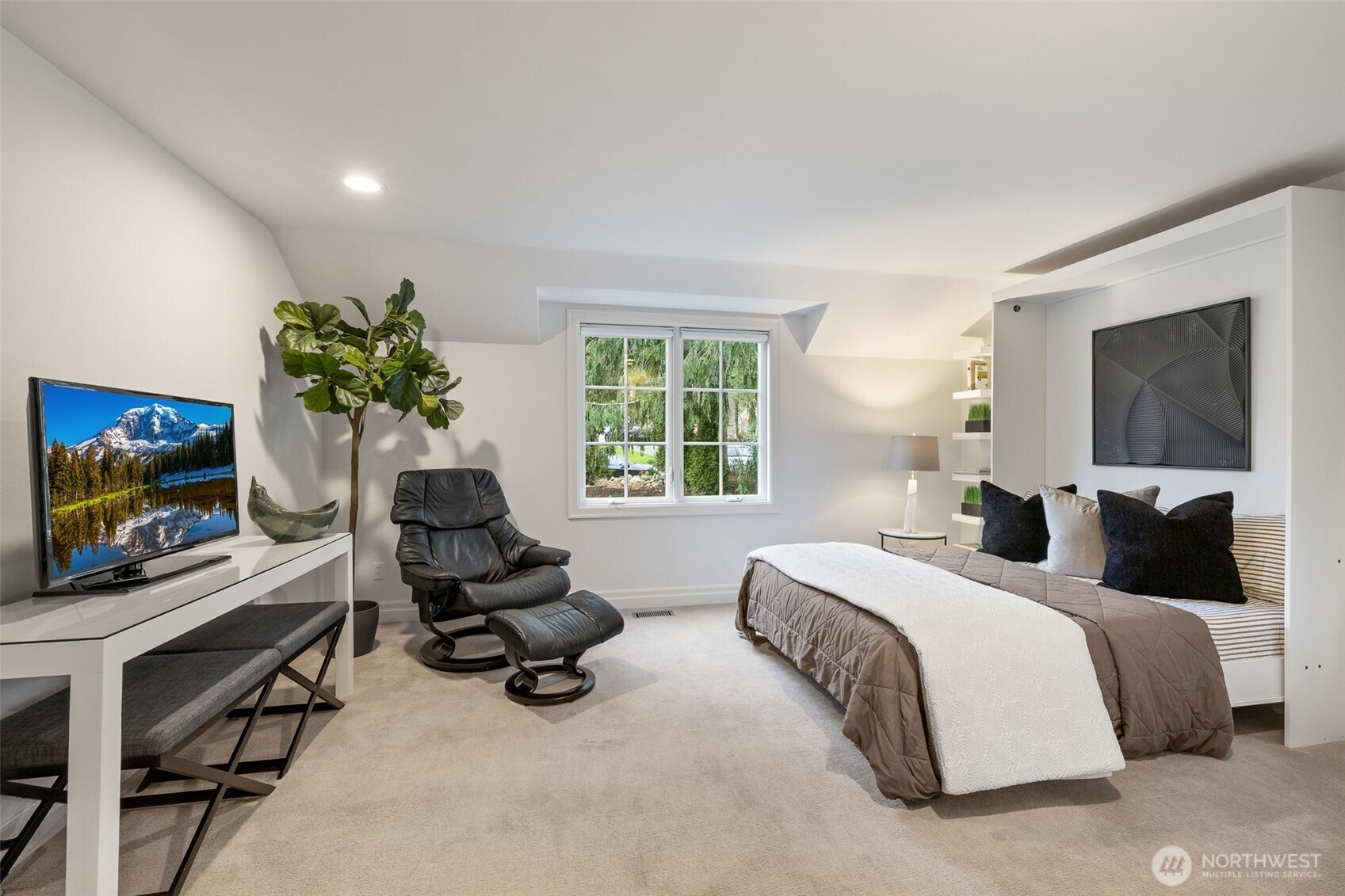 20230 NE 38th Court Sammamish WA 98074