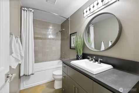 20230 NE 38th Court Sammamish WA 98074