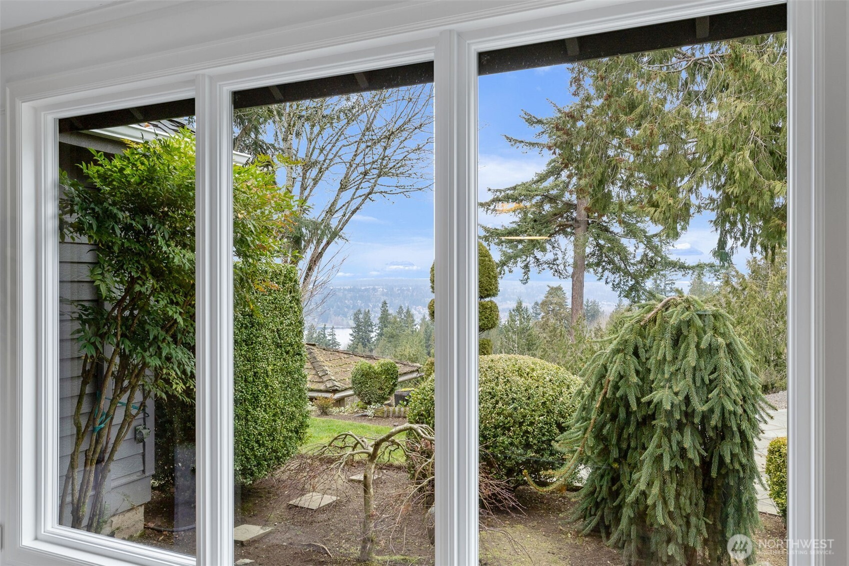 20230 NE 38th Court Sammamish WA 98074