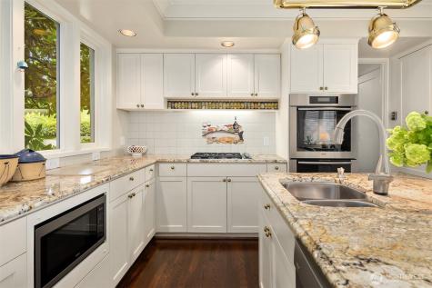 1108 39th Avenue E Seattle WA 98112