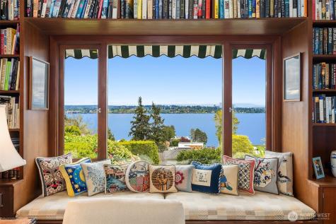 1108 39th Avenue E Seattle WA 98112