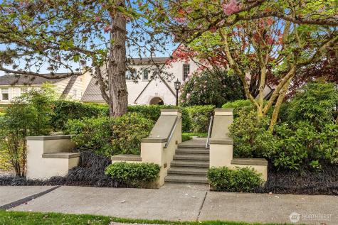 1108 39th Avenue E Seattle WA 98112