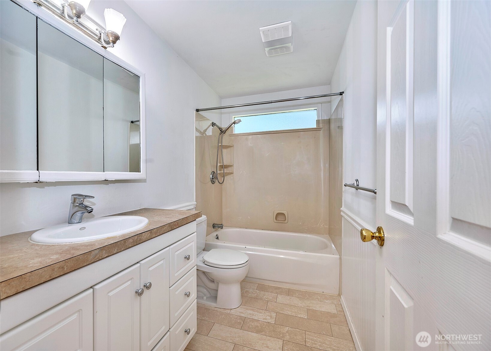 5614 170th Place SW Lynnwood WA 98037