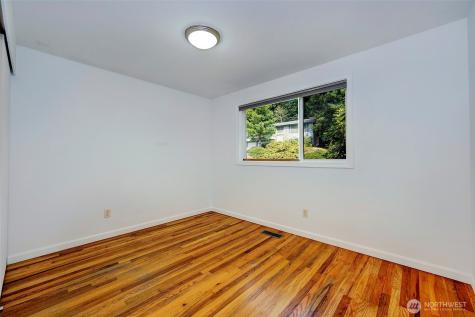 5614 170th Place SW Lynnwood WA 98037