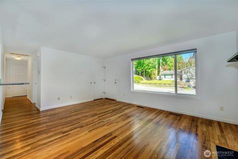 5614 170th Place SW Lynnwood WA 98037