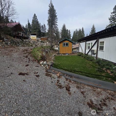 12245 S Lakeshore Road Chelan WA 98816